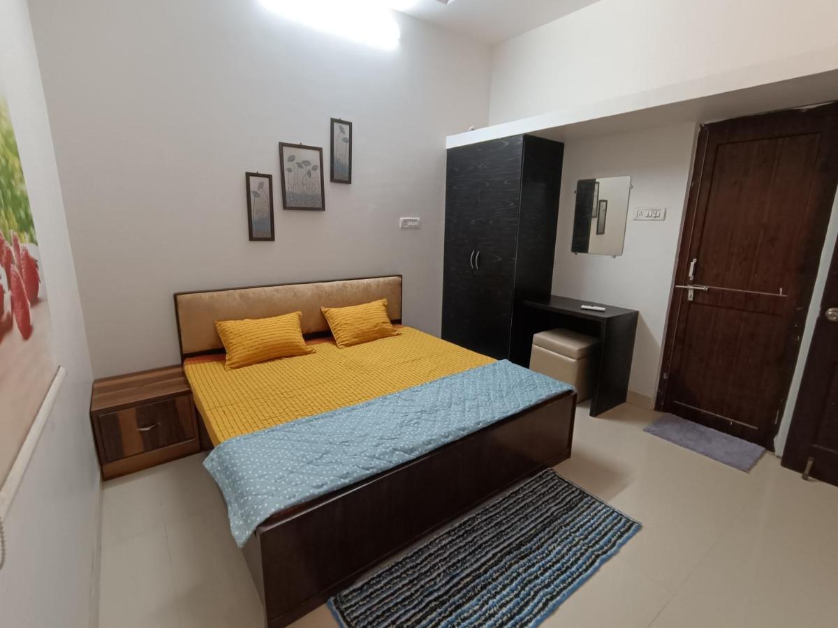 Leela Homestay Jabalpur - Lily - 2 Bhk Luxury Appartment Exterior foto