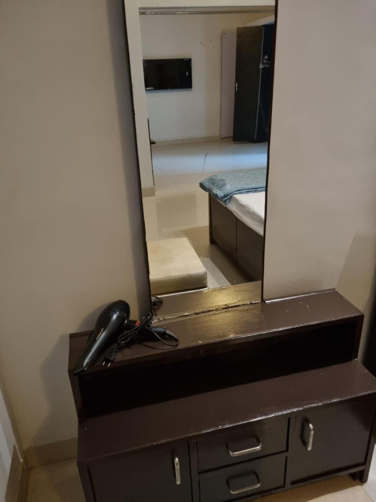 Leela Homestay Jabalpur - Lily - 2 Bhk Luxury Appartment Exterior foto